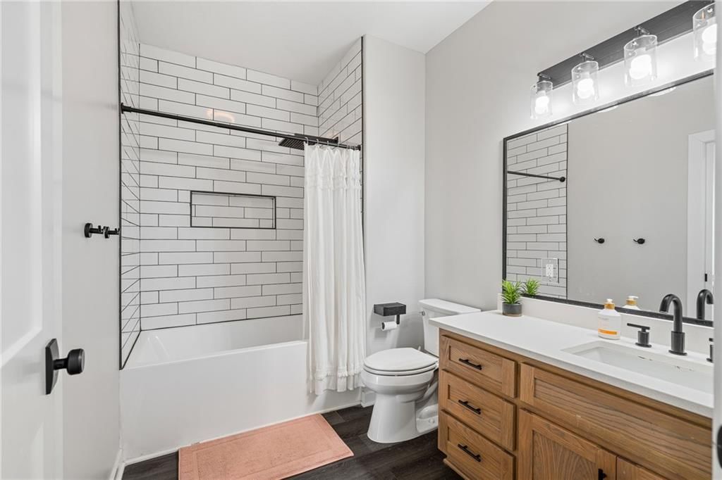 24218 NE 136th Street — photo 32