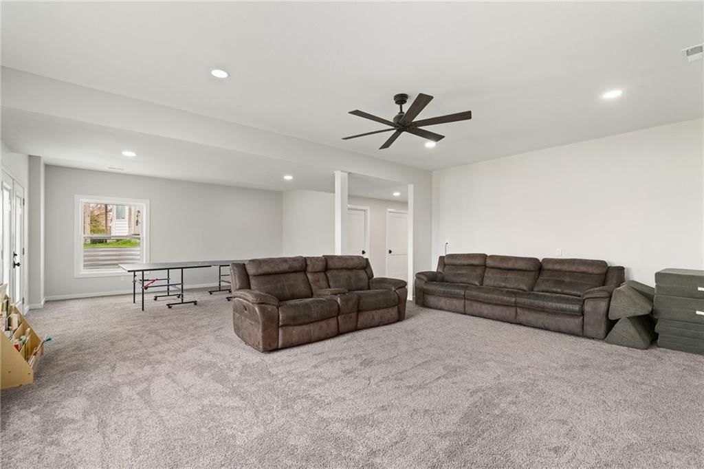 24218 NE 136th Street — photo 35