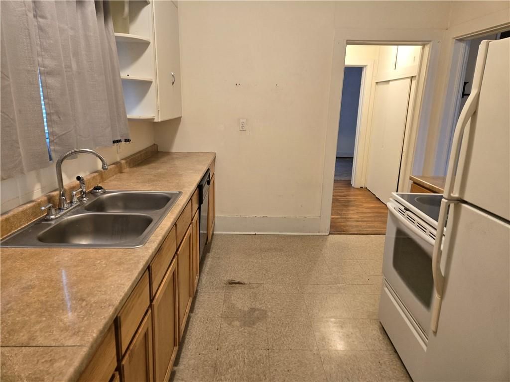 102 E Peoria Street — photo 13