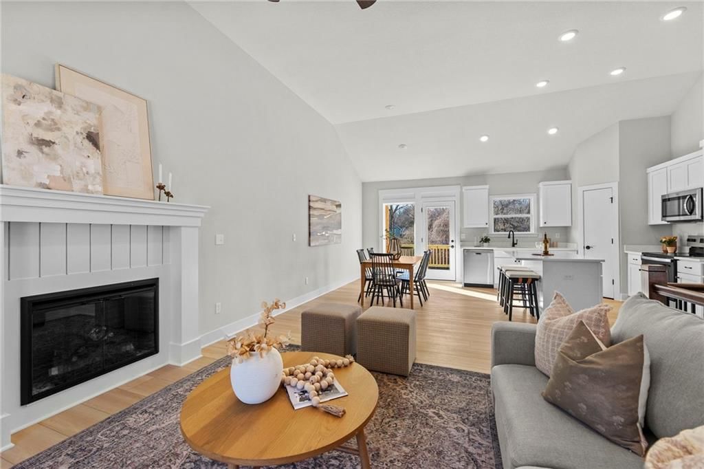 3416 Iowa Street — photo 4