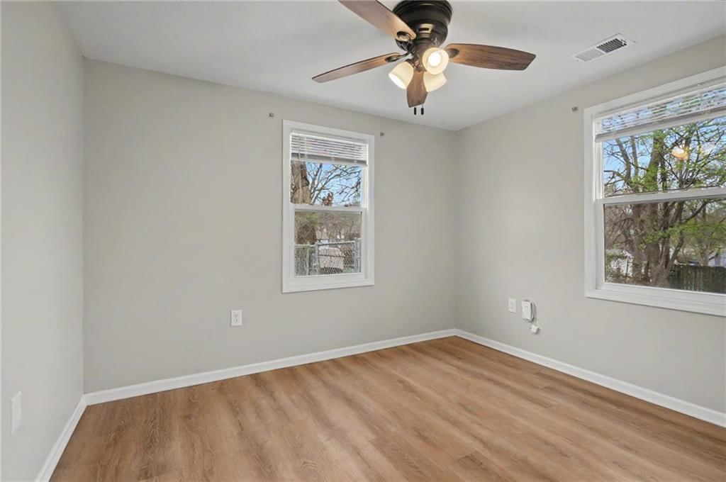 1106 S 50th Drive — photo 15