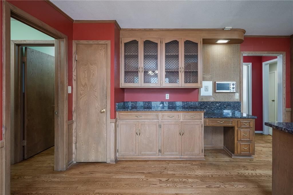 1900 W 70th Street — photo 20