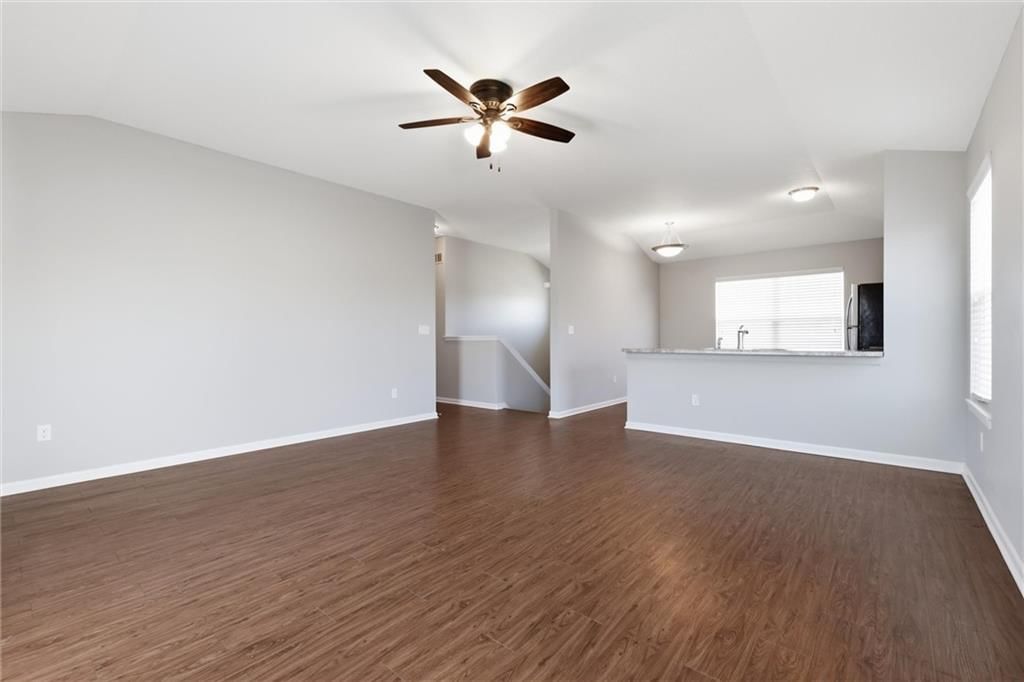 17189 S Pratt Street — photo 8