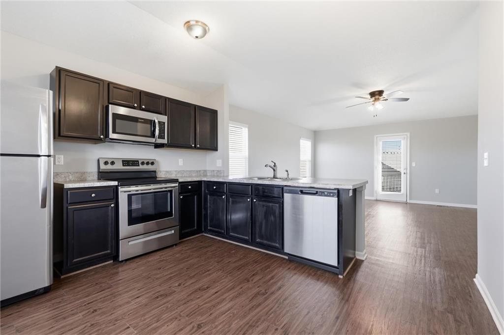 17189 S Pratt Street — photo 10
