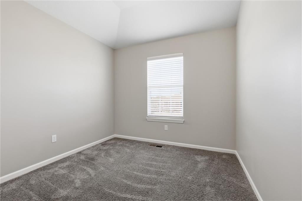 17189 S Pratt Street — photo 20