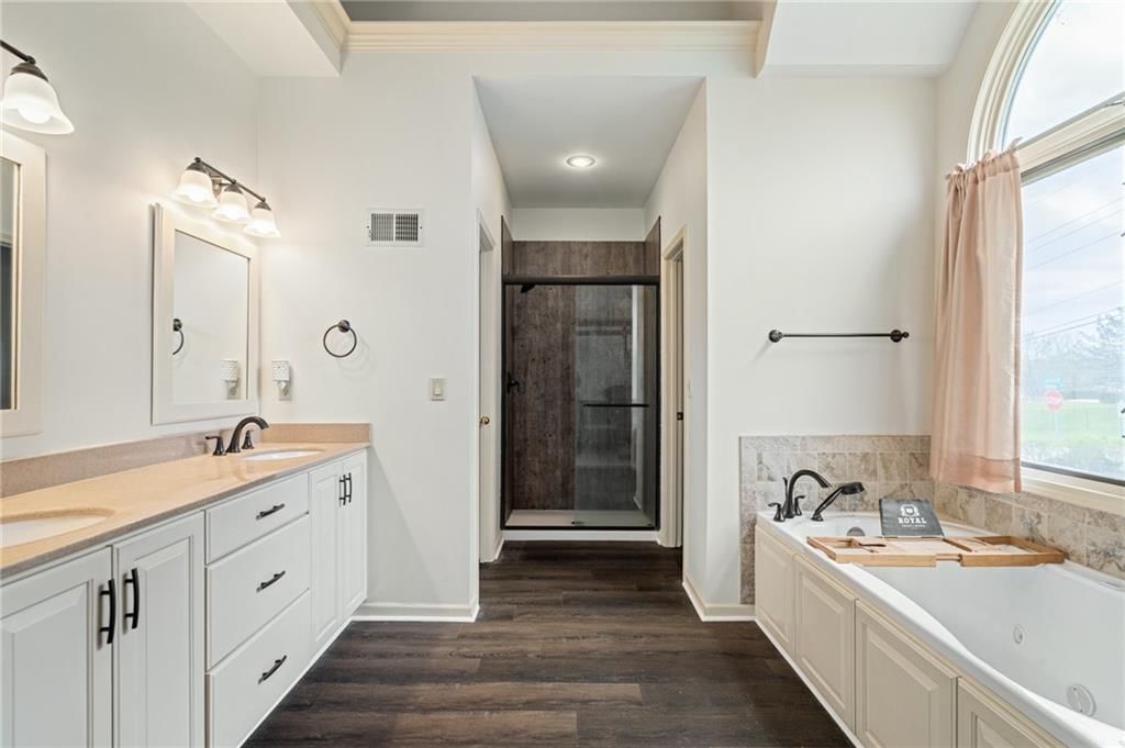 5826 Oakview Street — photo 10