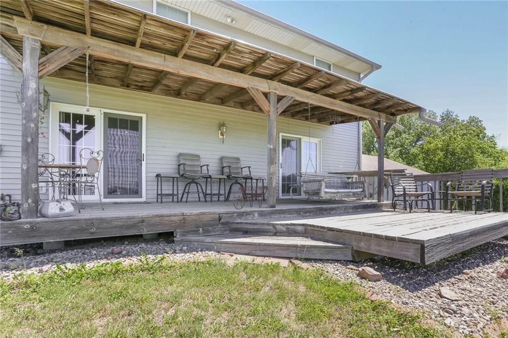 19412 Shanks Road — photo 12