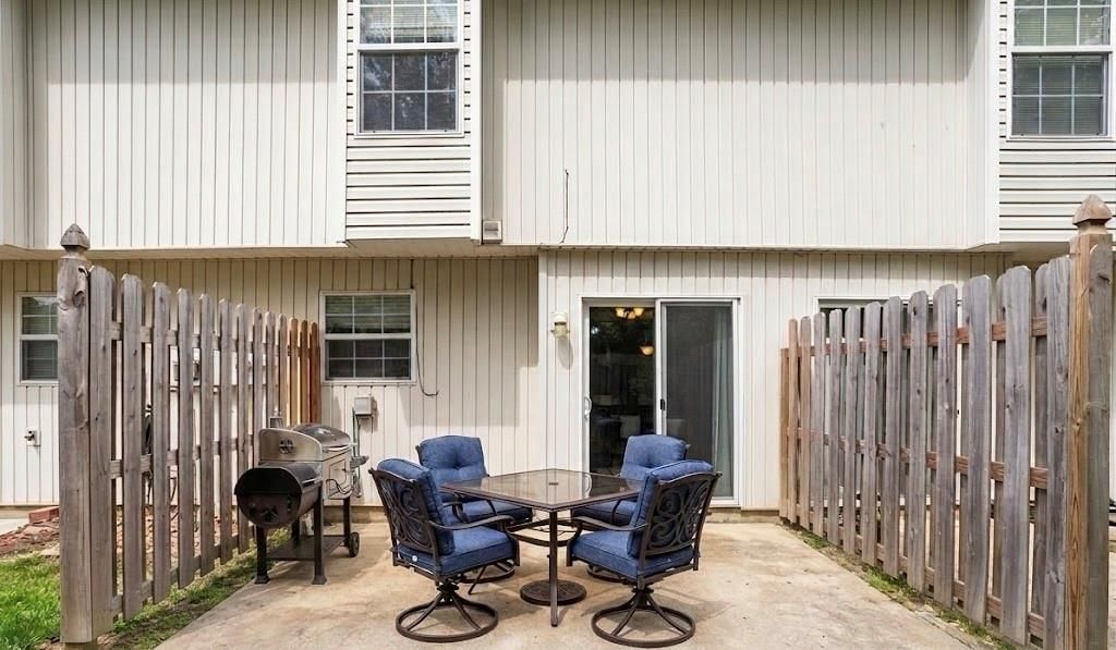 1323 SE Lexington Avenue — photo 3