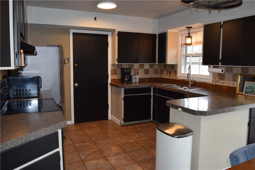 5237 N Wayne Avenue — photo 3