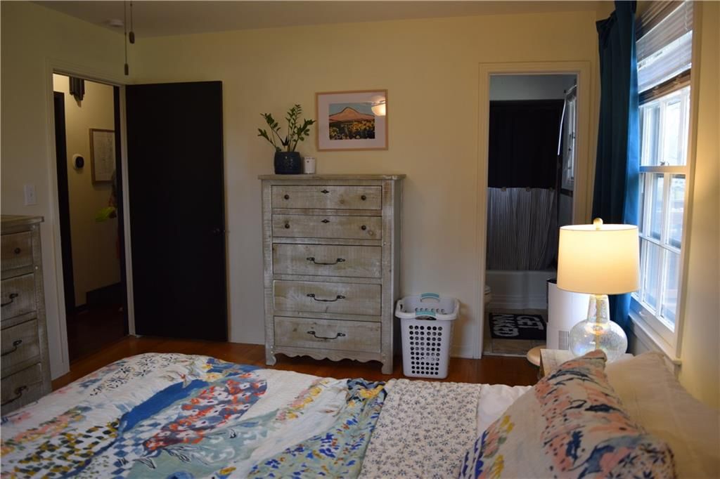 5237 N Wayne Avenue — photo 8