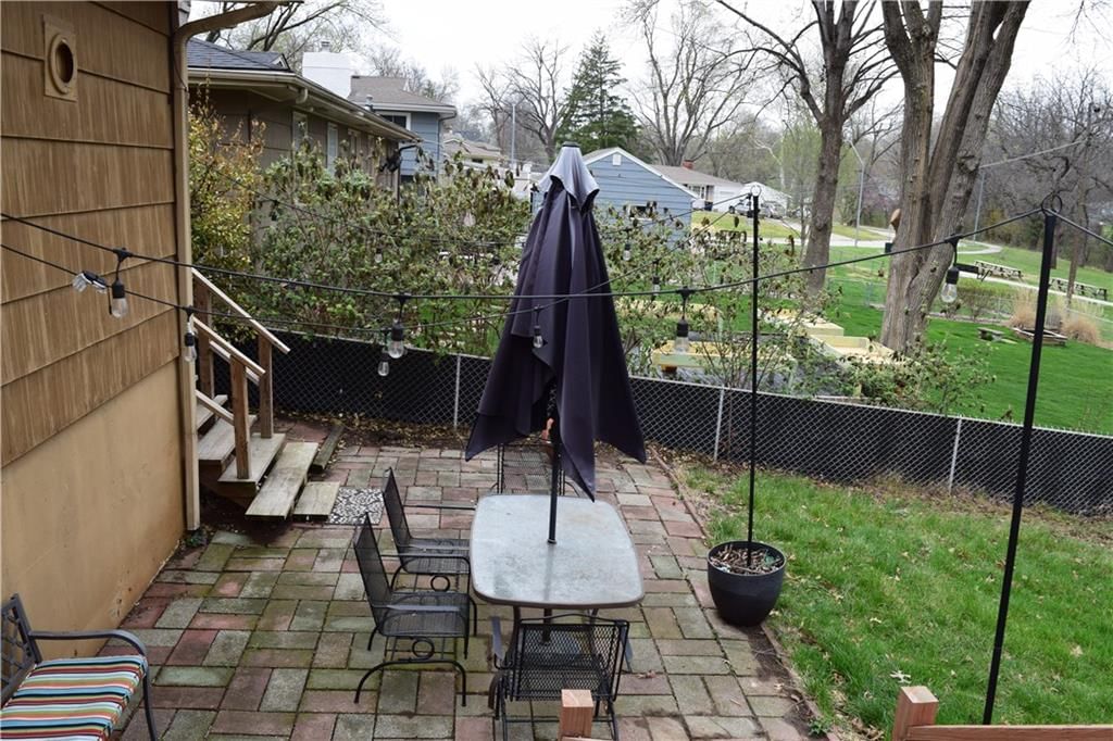 5237 N Wayne Avenue — photo 16