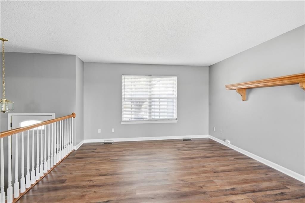 503 Broadway Street — photo 6