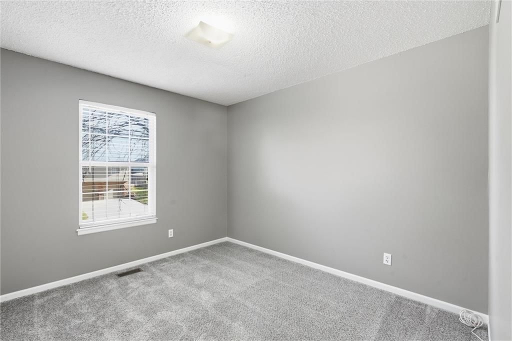503 Broadway Street — photo 18