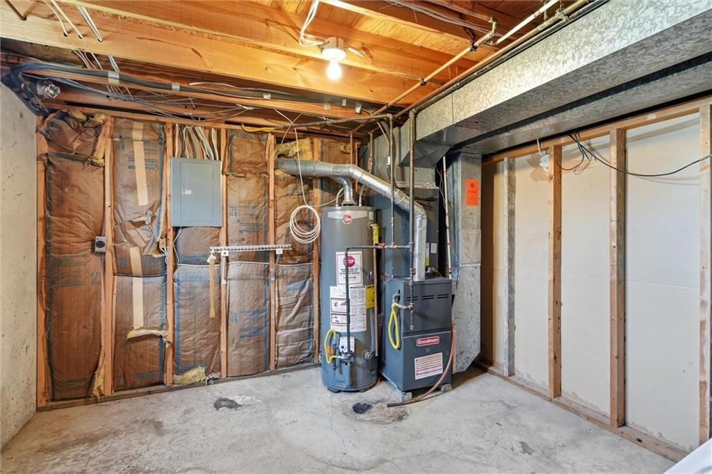 503 Broadway Street — photo 22