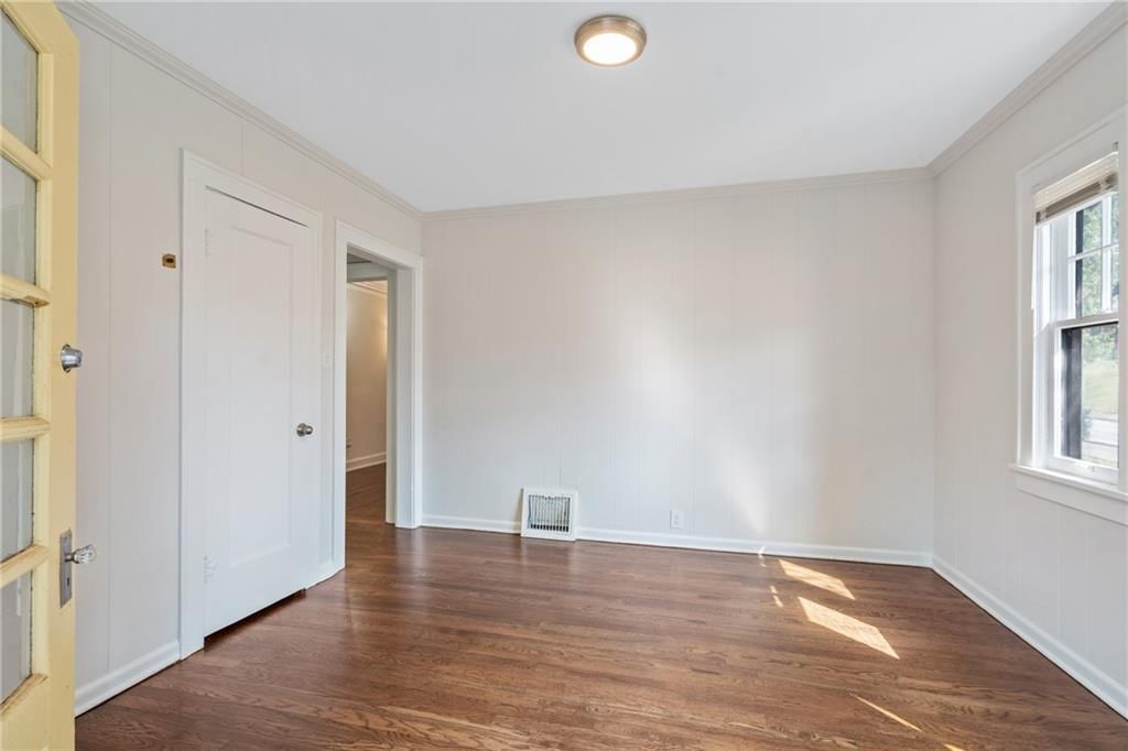 2118 Tauromee Avenue — photo 19