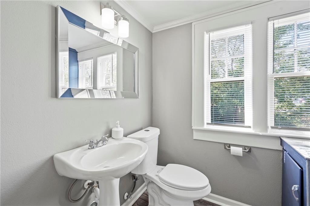 2118 Tauromee Avenue — photo 28