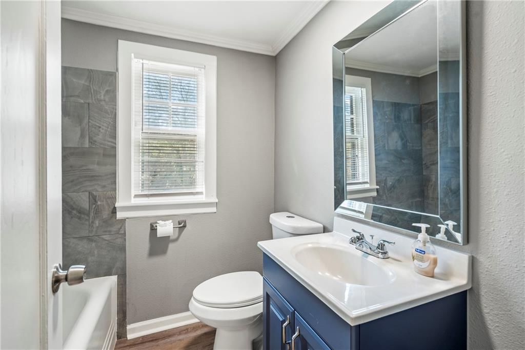 2118 Tauromee Avenue — photo 33