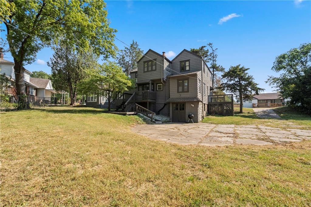 2118 Tauromee Avenue — photo 36