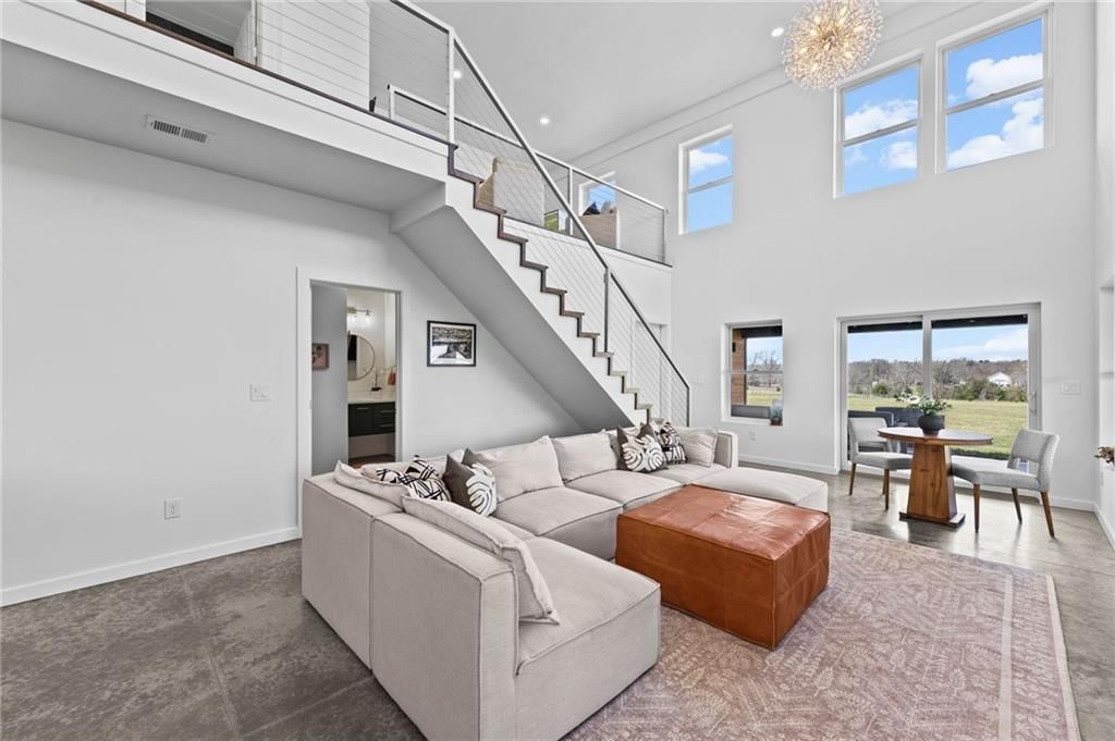 25594 Somerset Road — photo 4