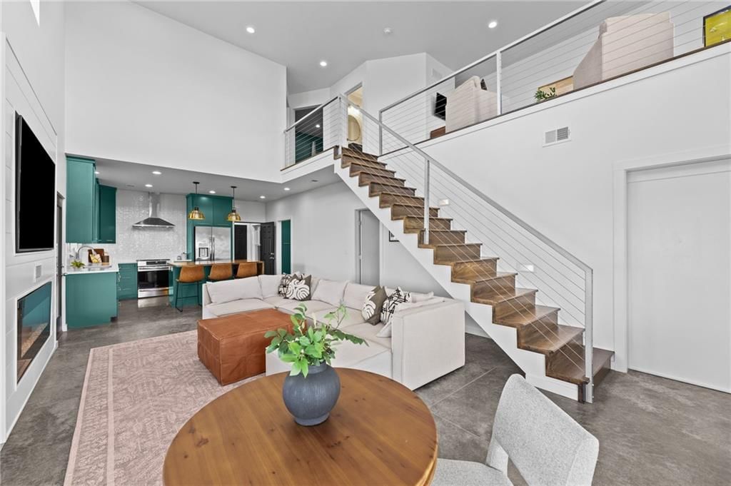 25594 Somerset Road — photo 6