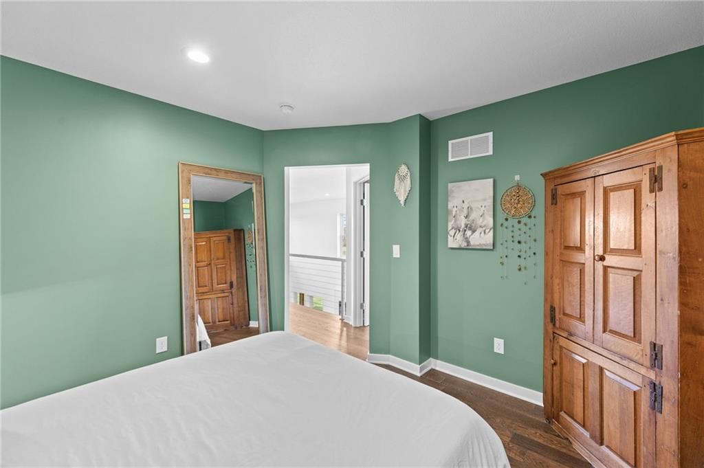 25594 Somerset Road — photo 30
