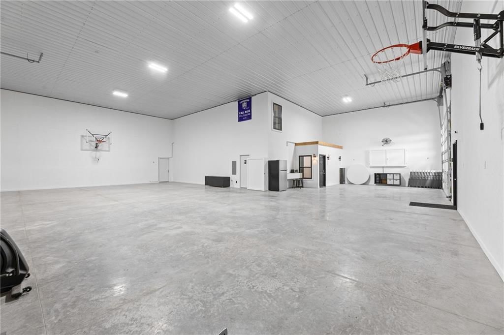 25594 Somerset Road — photo 36