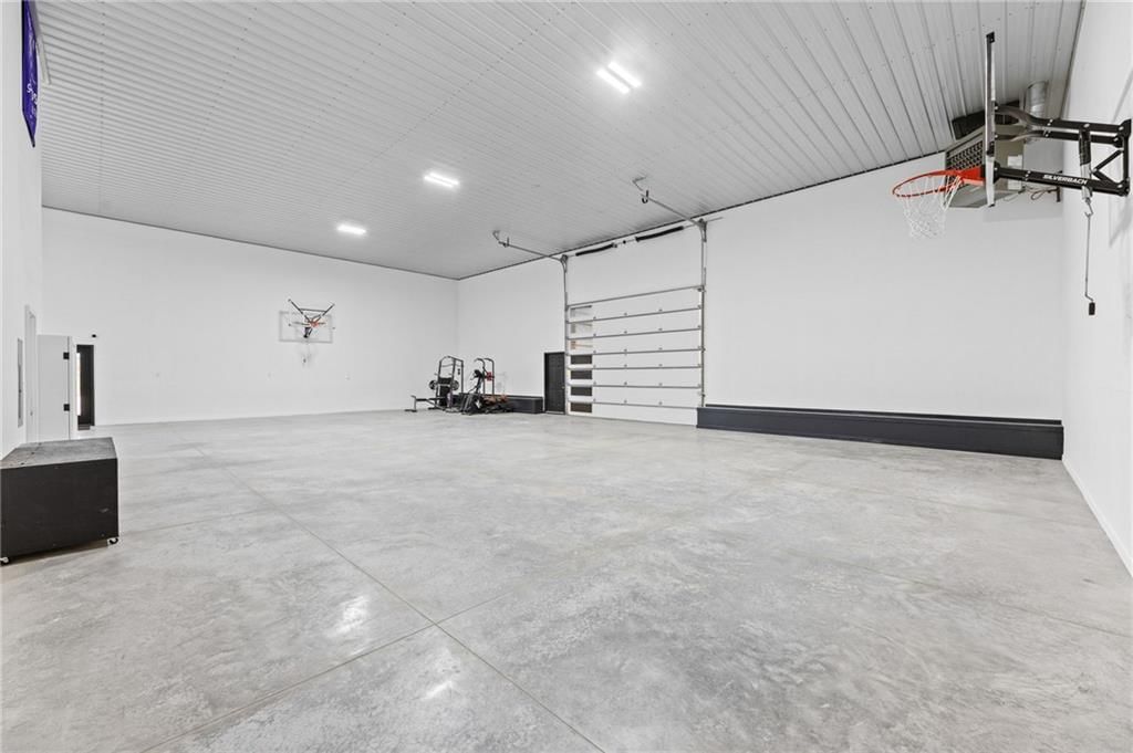 25594 Somerset Road — photo 38