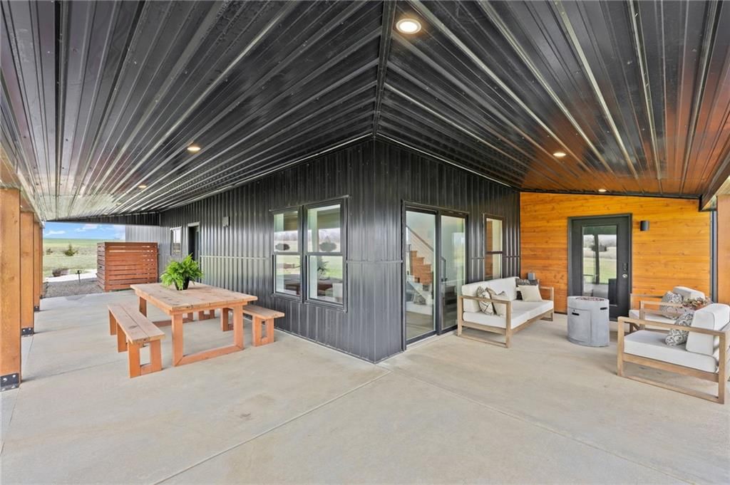 25594 Somerset Road — photo 45