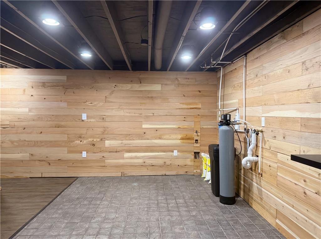 3345 Lake Shore Drive — photo 15