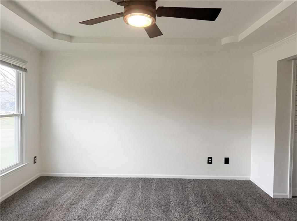 3345 Lake Shore Drive — photo 19