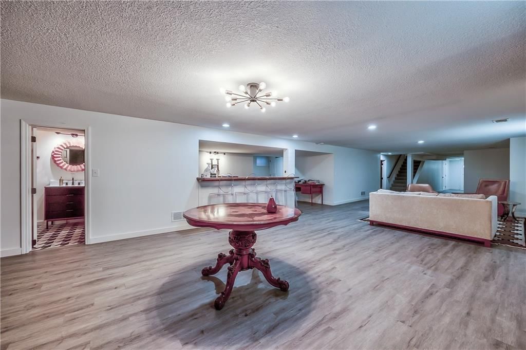 8600 Reinhardt Lane — photo 44