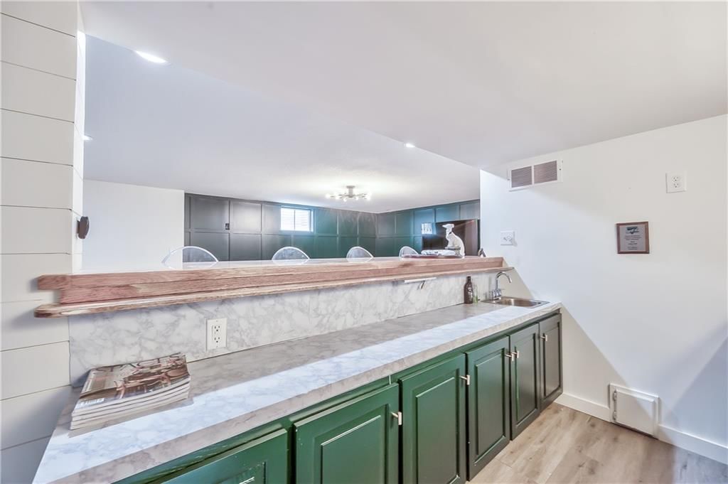 8600 Reinhardt Lane — photo 48