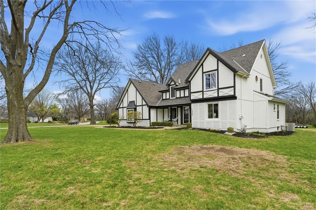 16309 Glenwood Street — photo 2