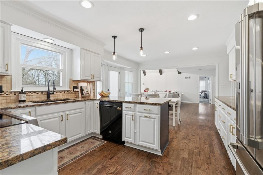 16309 Glenwood Street — photo 12