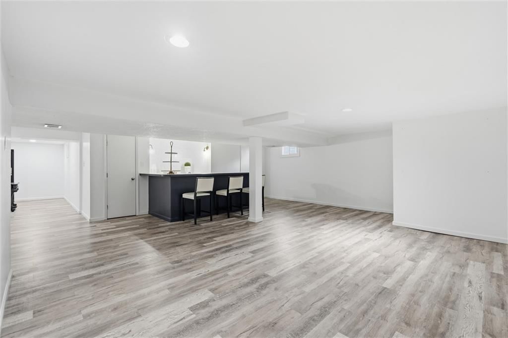 16309 Glenwood Street — photo 26