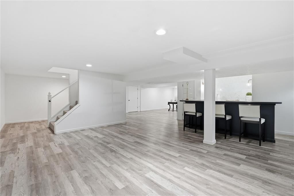 16309 Glenwood Street — photo 27