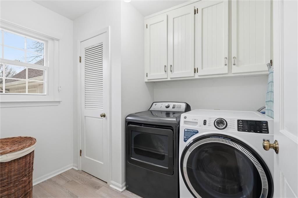16309 Glenwood Street — photo 34