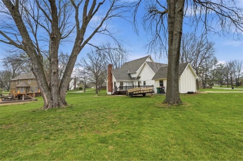 16309 Glenwood Street — photo 40