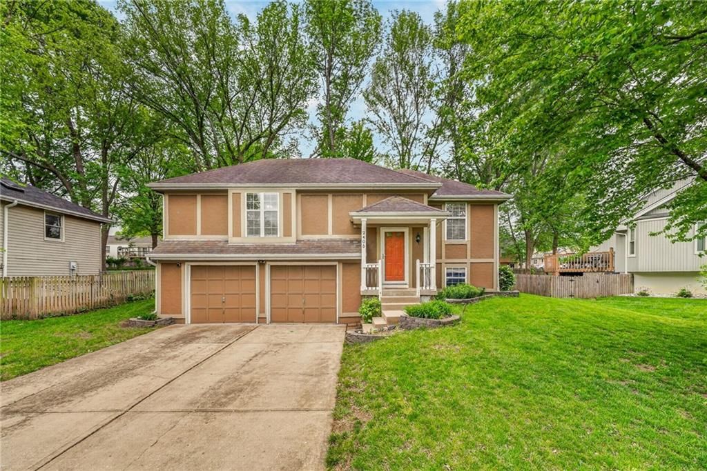 2405 NE Carousel Circle — photo 13