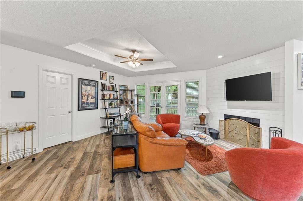 2405 NE Carousel Circle — photo 14