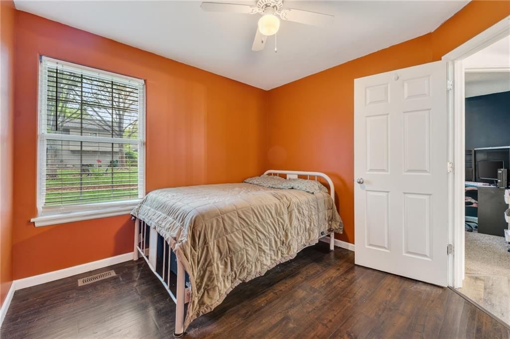 2405 NE Carousel Circle — photo 22