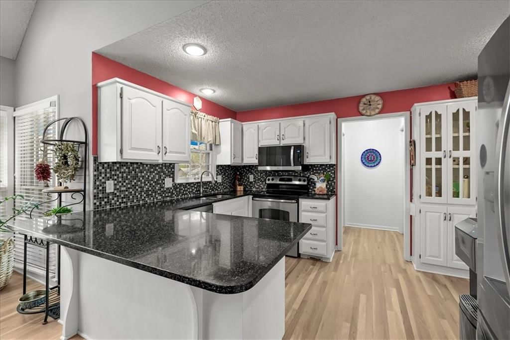 13216 W 55TH Terrace — photo 8