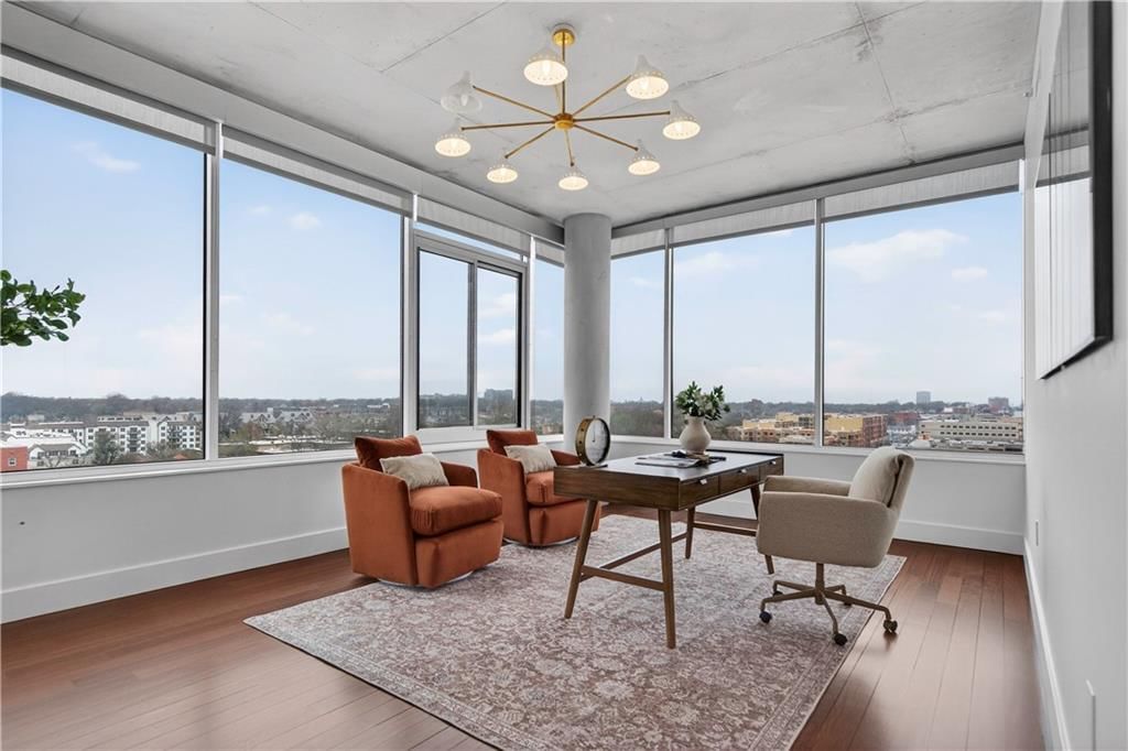 4646 Broadway Street — photo 34