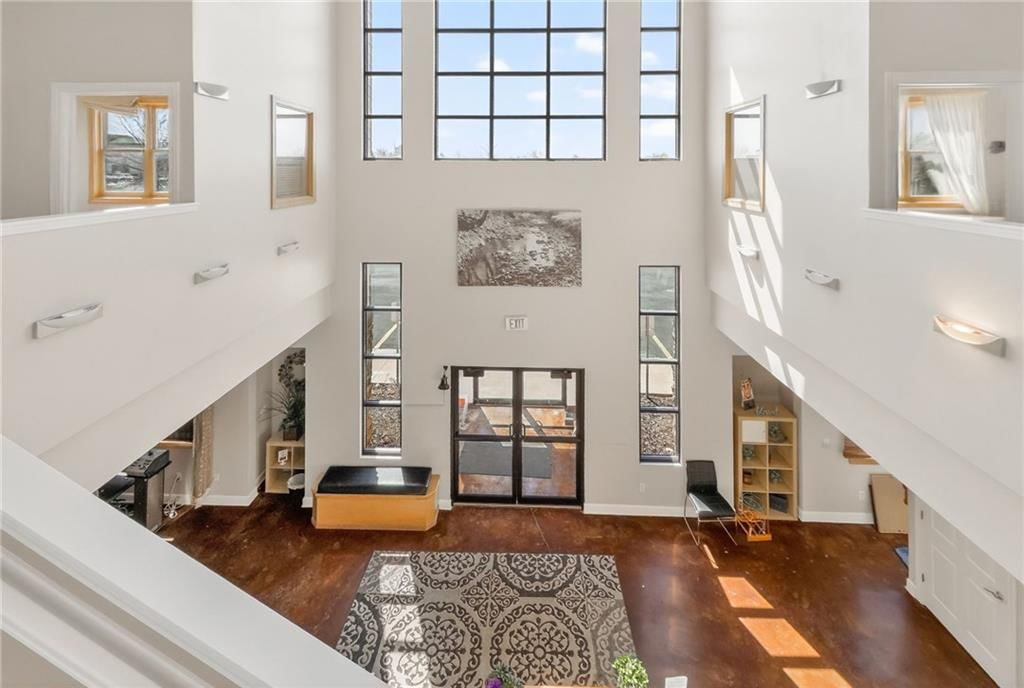 350 Greenwich Drive SW — photo 12