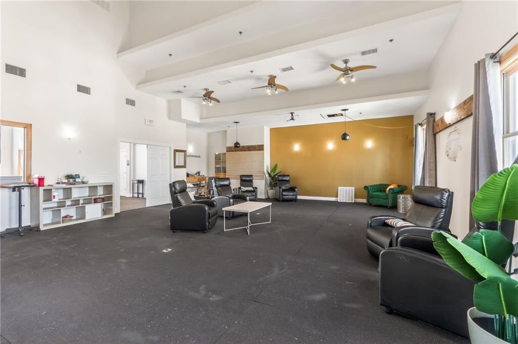 350 Greenwich Drive SW — photo 38