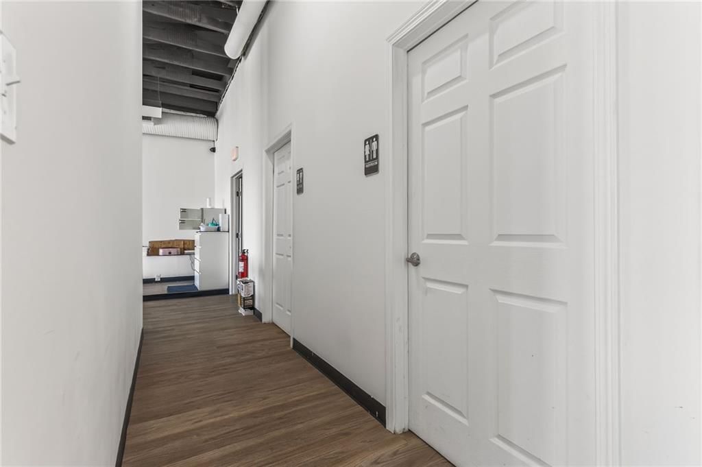350 Greenwich Drive SW — photo 55