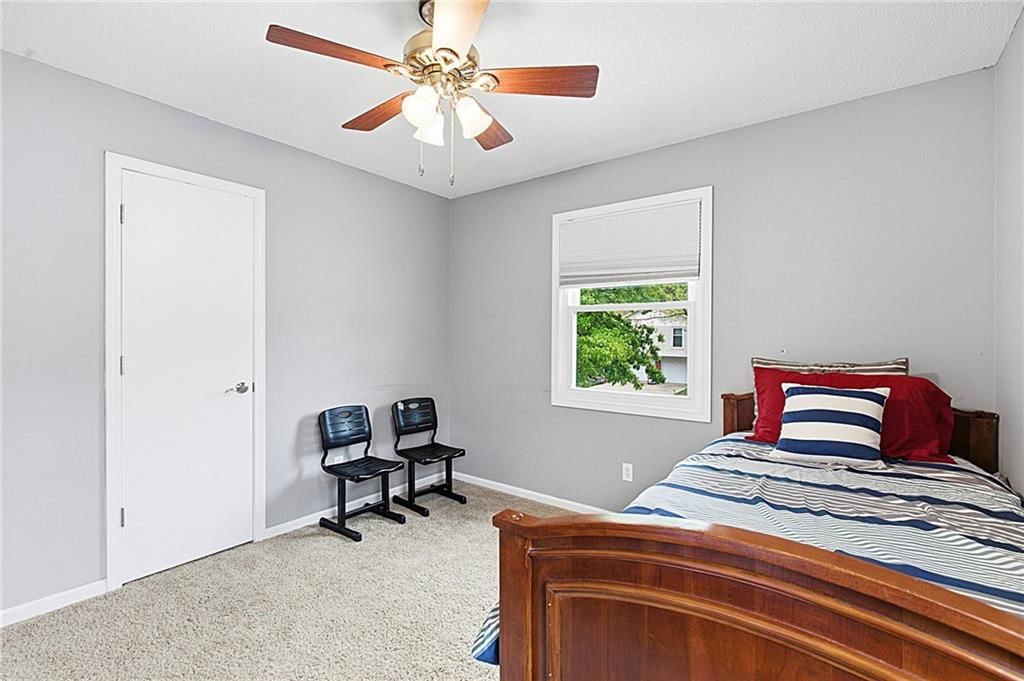1128 NE Westwind Drive — photo 24
