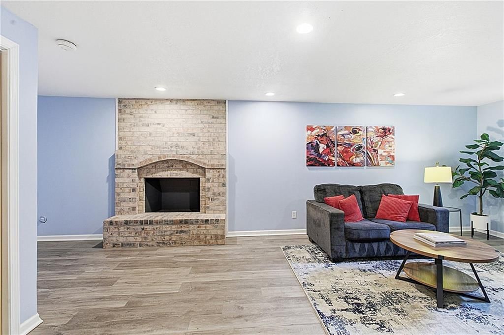 1128 NE Westwind Drive — photo 29