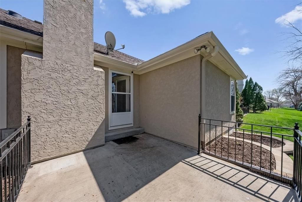4130 SW Minnesota Drive — photo 27