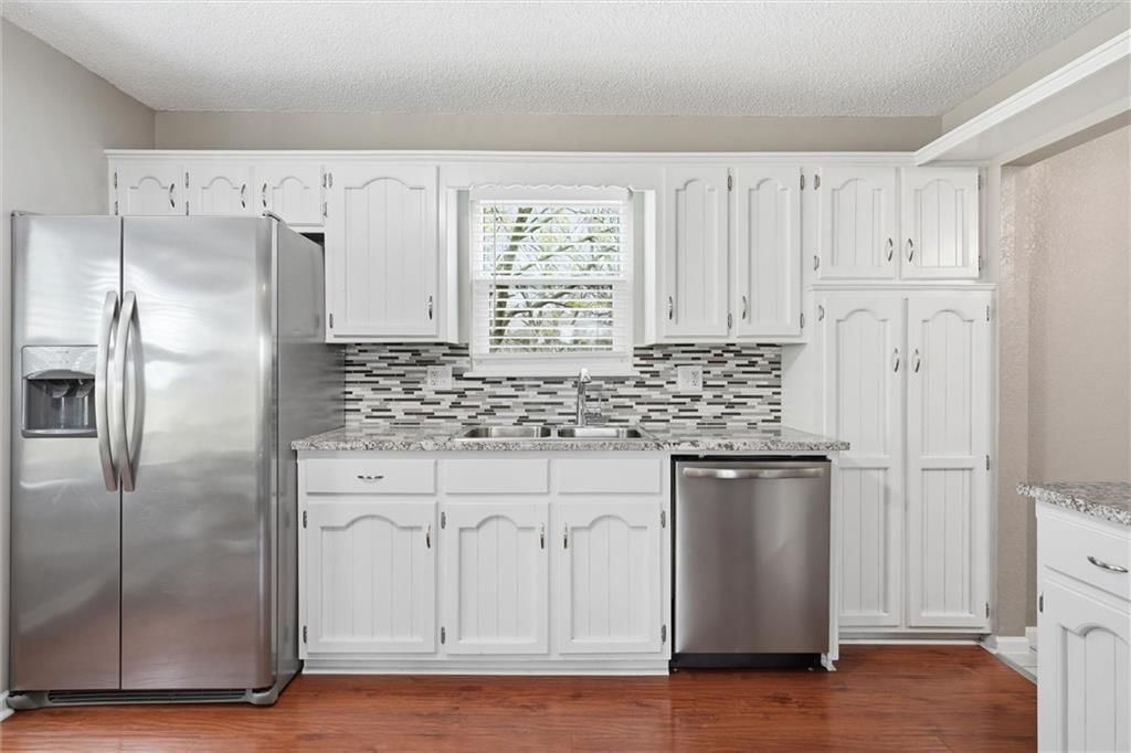 1328 SE Piccadilly Street — photo 9